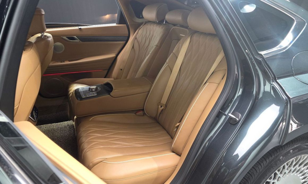 Genesis G80 Gasoline 2.5 Turbo 2WD, 2025