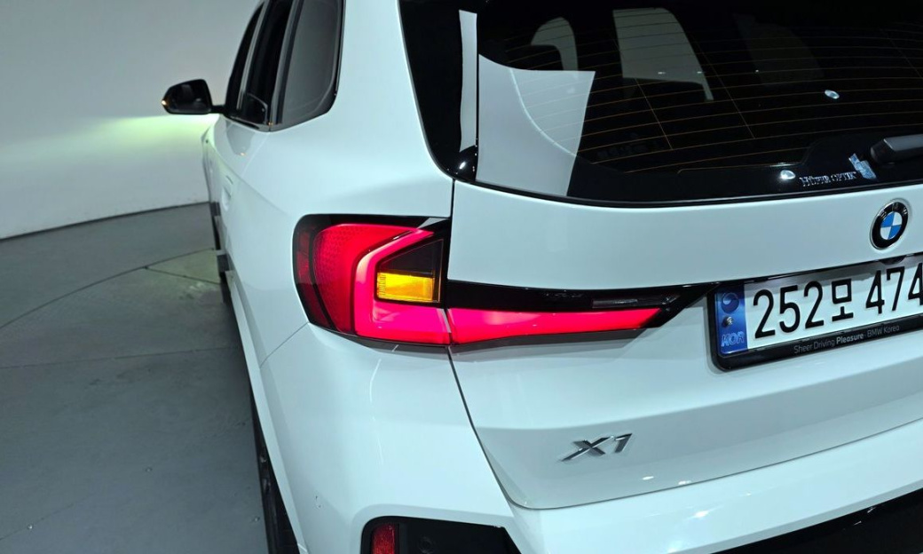 BMW X1 xDrive 20i M Sport, 2024