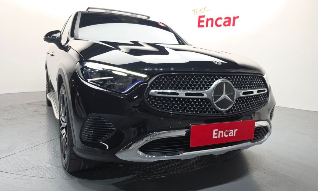 Mercedes-Benz GLC-Class GLC 300 4MATIC Avantgarde, 2025