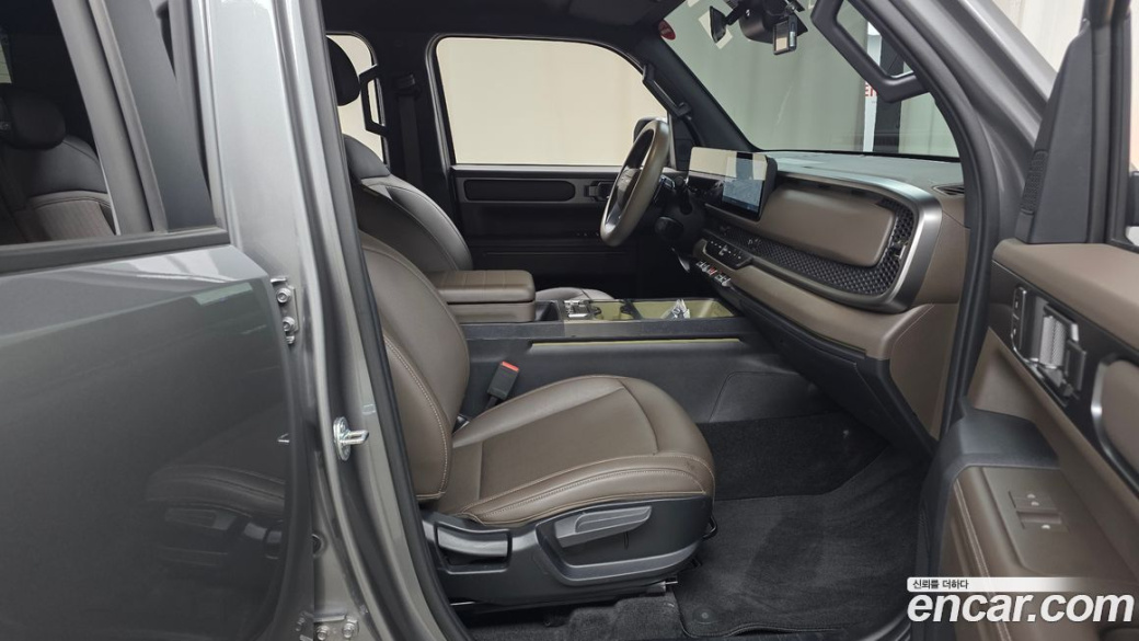 Kia Tasman 2.5T Gasoline 4WD, 2026