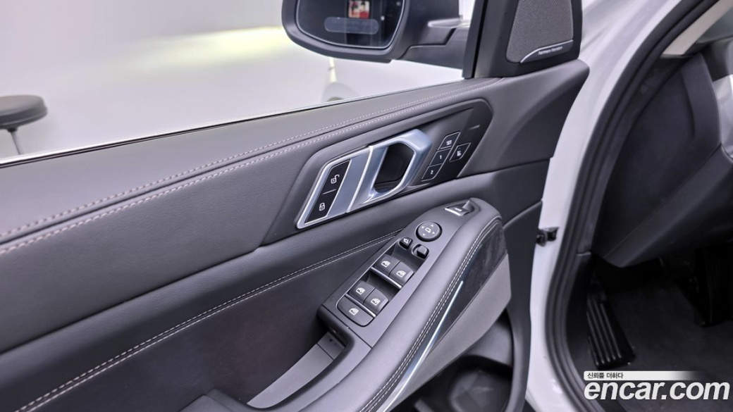 BMW X5 xDrive 40i xLine, 2025
