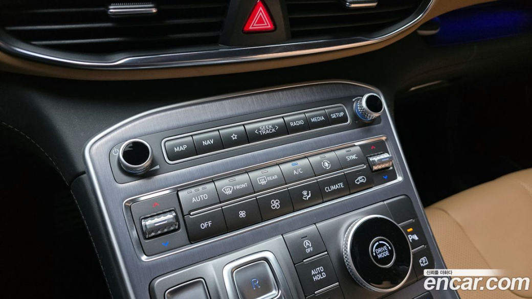Hyundai Santafe Gasoline 2.5T 2WD, 2023
