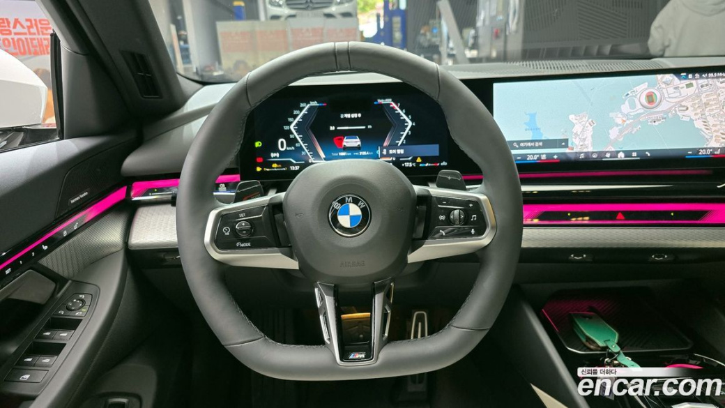 BMW 5-Series 520i M Sport, 2025