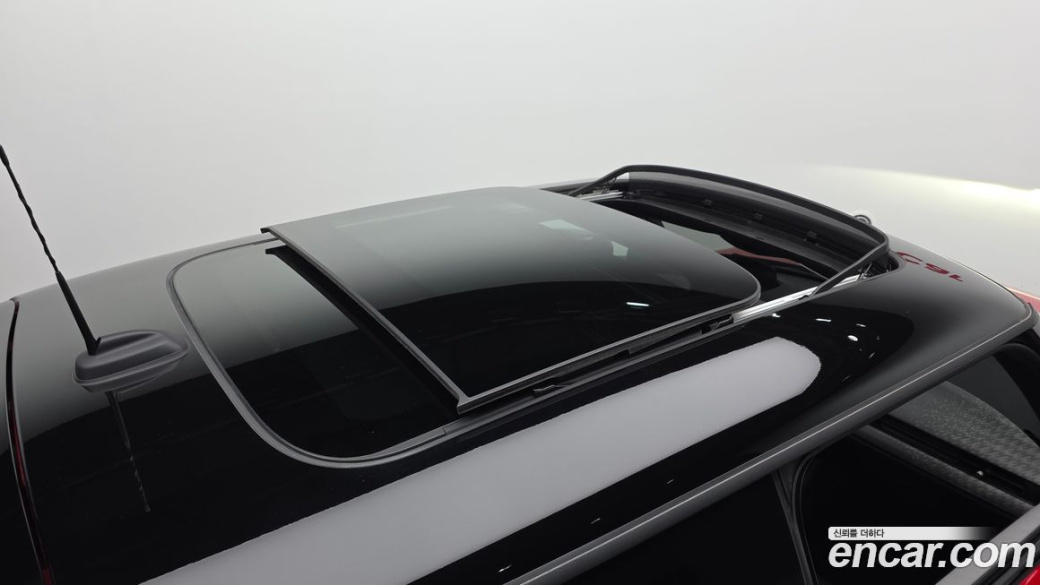 Mini Cooper Favoured, 2025