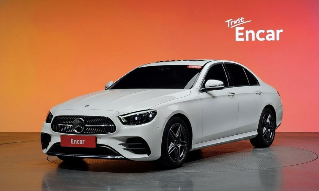Mercedes-Benz E-Class E250 AMG Line, 2023