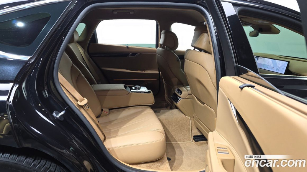 Genesis G80 Gasoline 2.5 Turbo 2WD, 2025