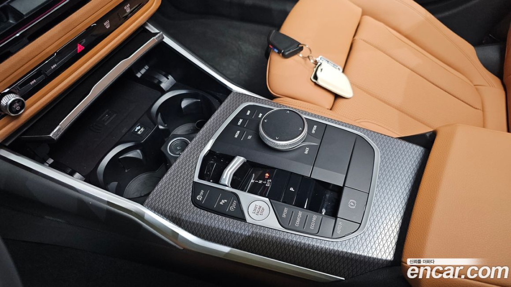 BMW 3-Series 320i M Sport, 2025