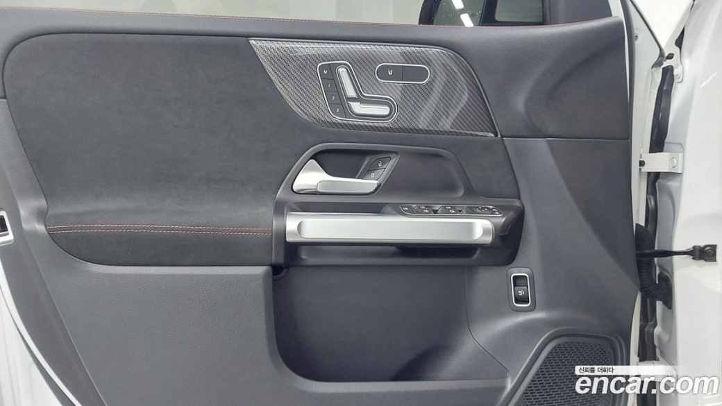 Mercedes-Benz GLB-Class AMG GLB35 4MATIC, 2022