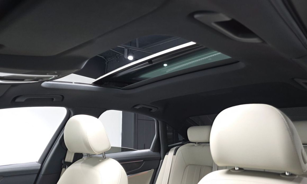 Audi A6 45 TFSI Quattro Premium, 2023