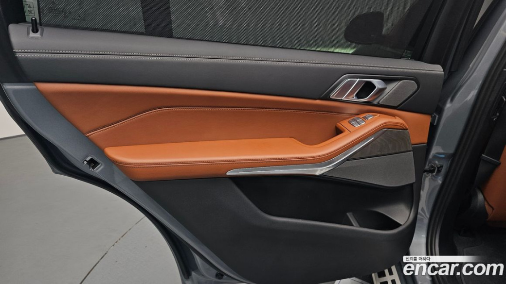BMW X7 xDrive 40d Design Pure Excellence 7-Seater, 2024
