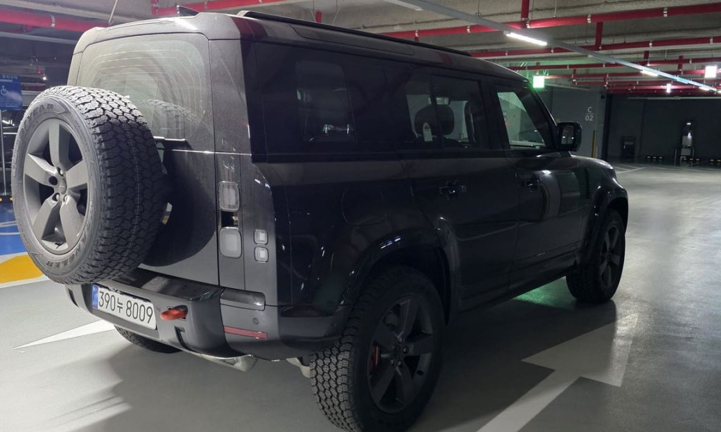 Land Rover Defender 110 P400 X, 2026