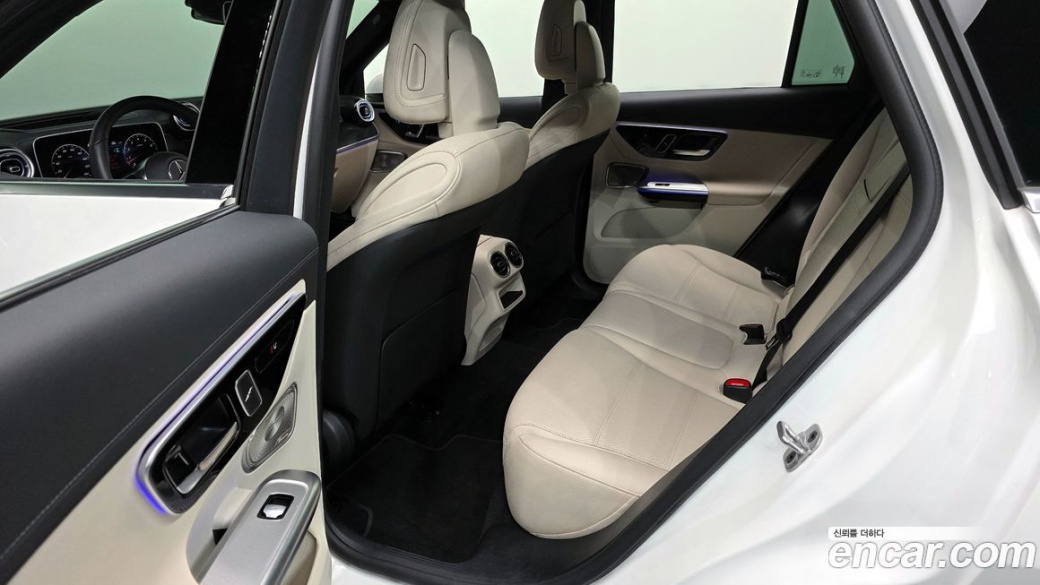 Mercedes-Benz GLC-Class GLC 300 4MATIC Avantgarde, 2025