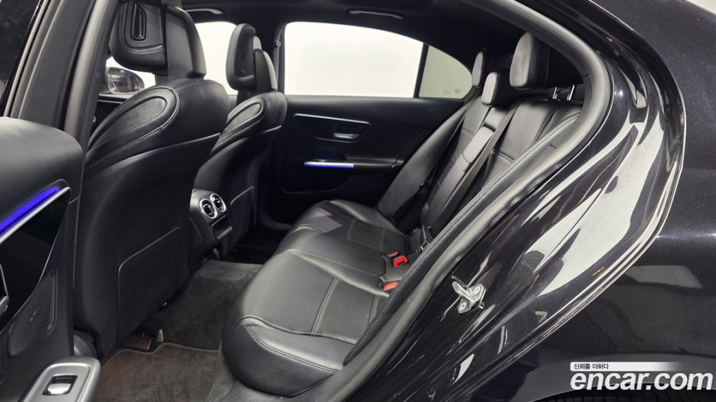 Mercedes-Benz C-Class C300 4MATIC Avantgarde, 2023