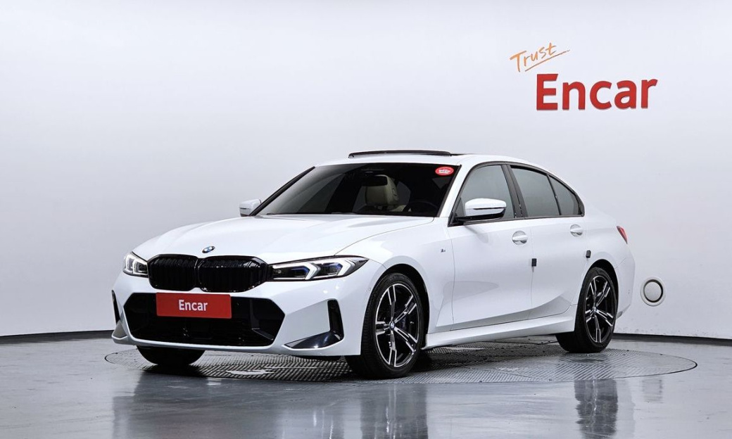 BMW 3-Series 320i M Sport, 2024