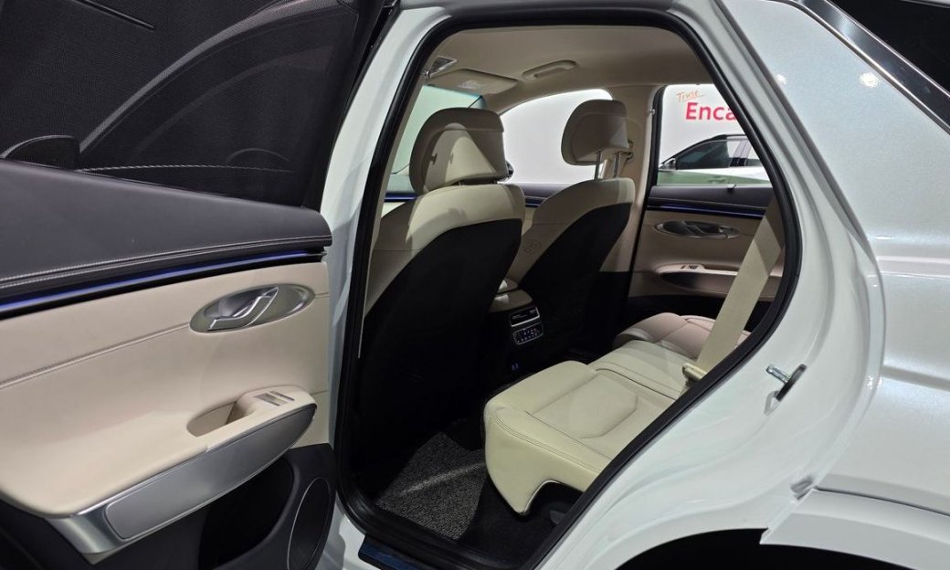 Genesis GV70 2.5T Gasoline 2WD, 2025