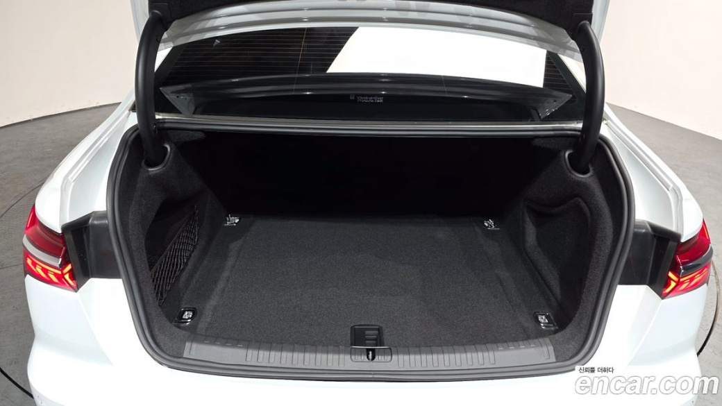 Audi A6 40 TDI Premium, 2021