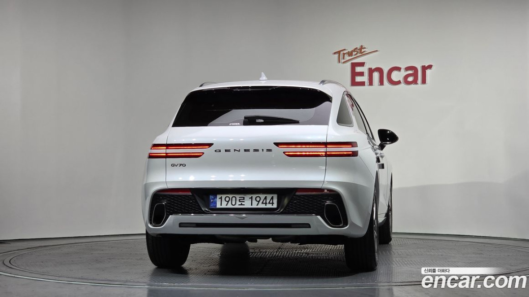 Genesis GV70 2.5T Gasoline 2WD, 2024