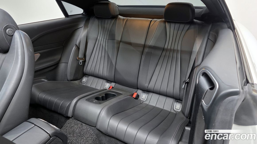 Mercedes-Benz E-Class E300d 4MATIC Coupe, 2022