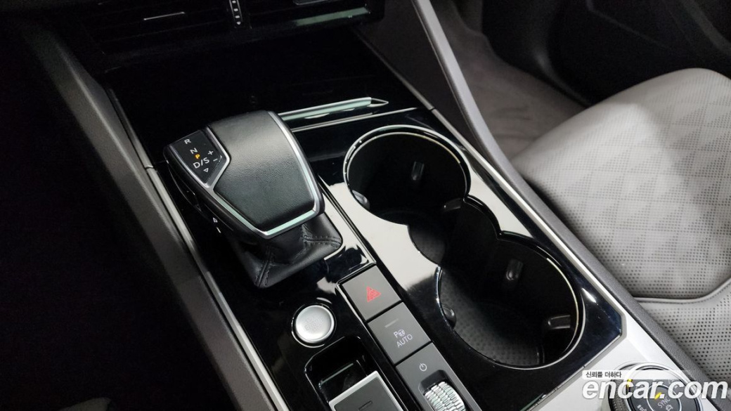Volkswagen Touareg 3.0 TDI Prestige, 2023