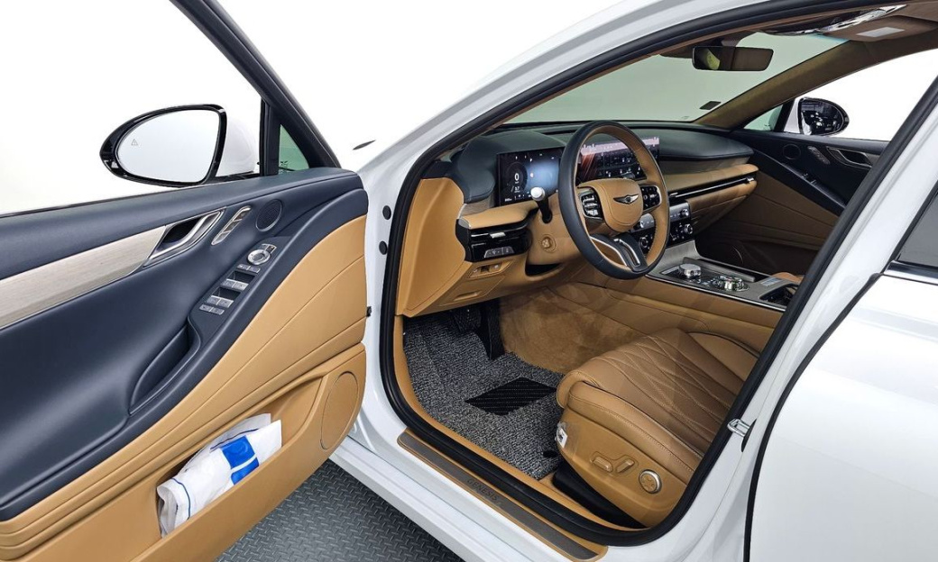 Genesis G80 Gasoline 2.5 Turbo 2WD, 2026