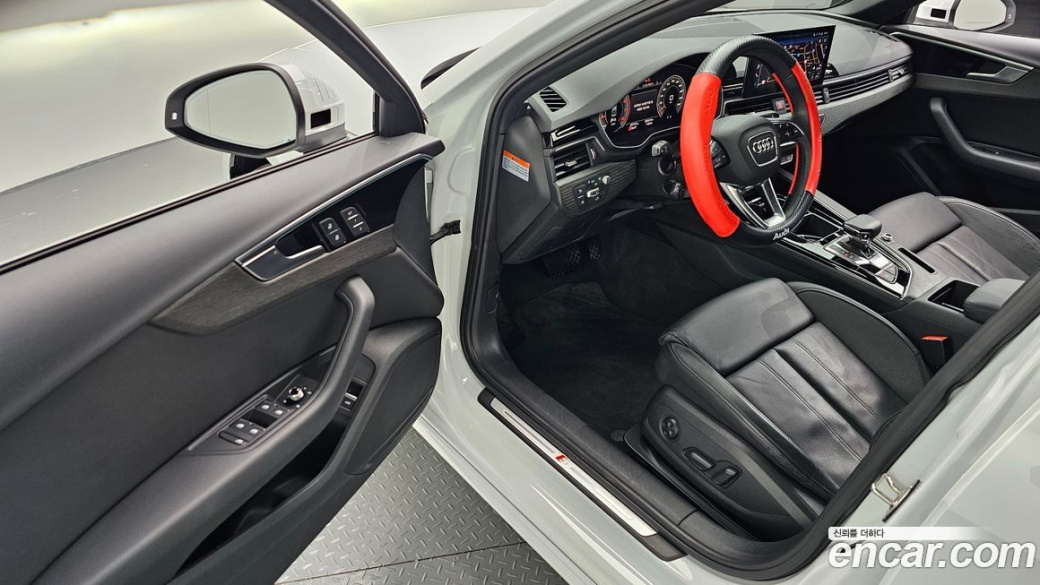 Audi A4 40 TFSI Premium, 2023