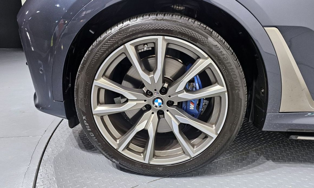 BMW X7 M50i 6STR, 2022