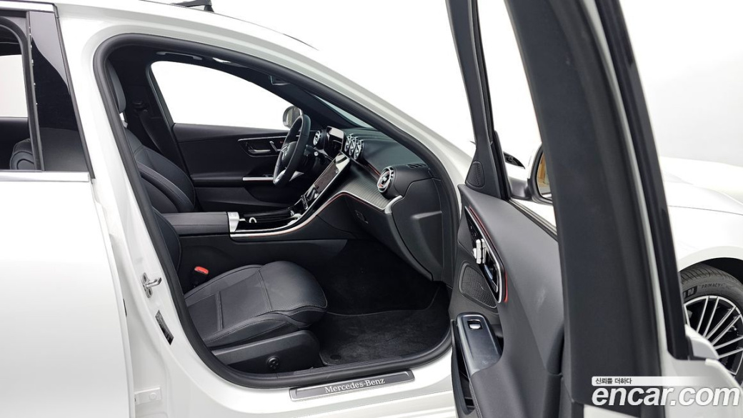 Mercedes-Benz C-Class C200 Avantgarde, 2025