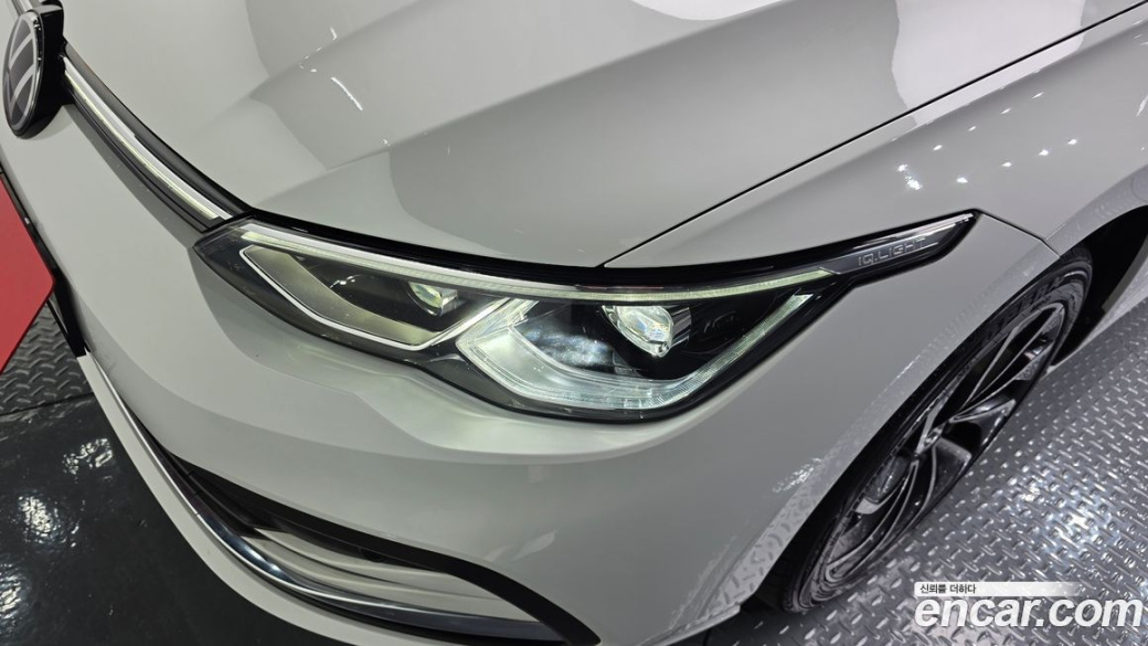 Volkswagen Golf 2.0 TDI Prestige, 2024