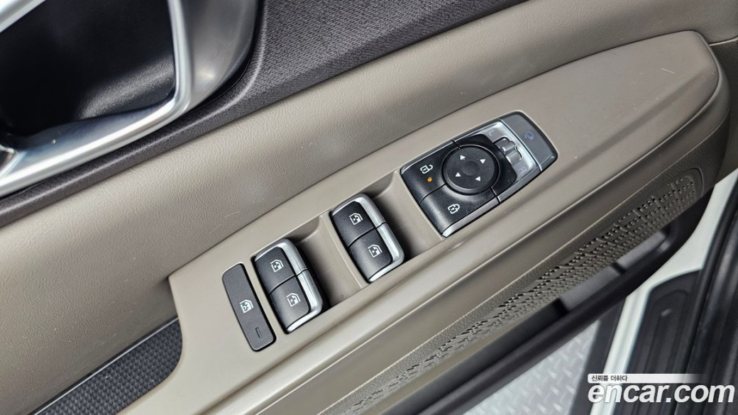 Kia Carnival 9-Seater Noblesse, 2024