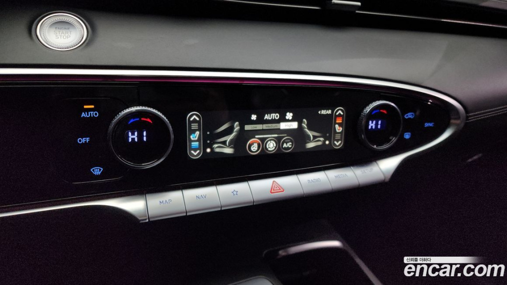 Genesis GV70 2.5T Gasoline AWD, 2021