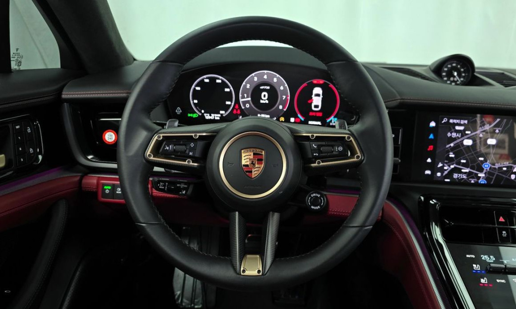 Porsche Panamera 4.0 GTS, 2025