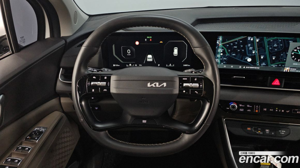 Kia Carnival 9-Seater Prestige, 2025