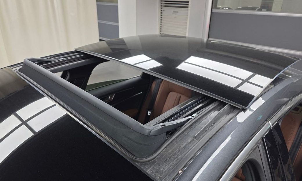 Audi A6 45 TFSI Quattro Premium, 2023