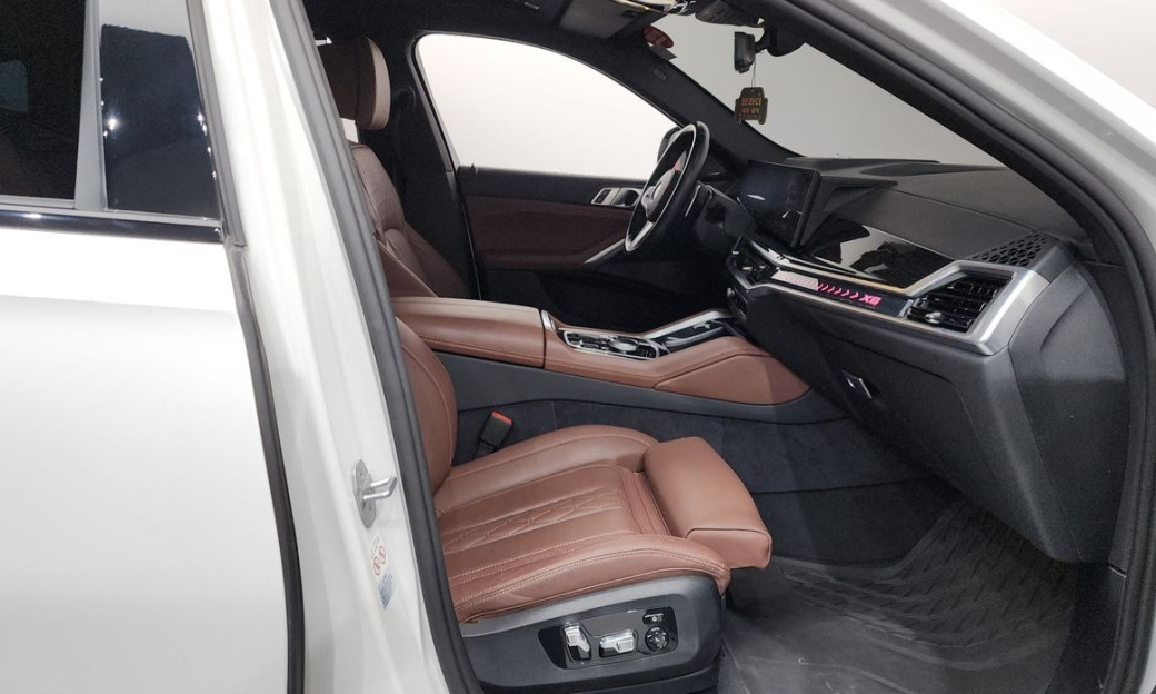 BMW X6 xDrive40i M Sport, 2024