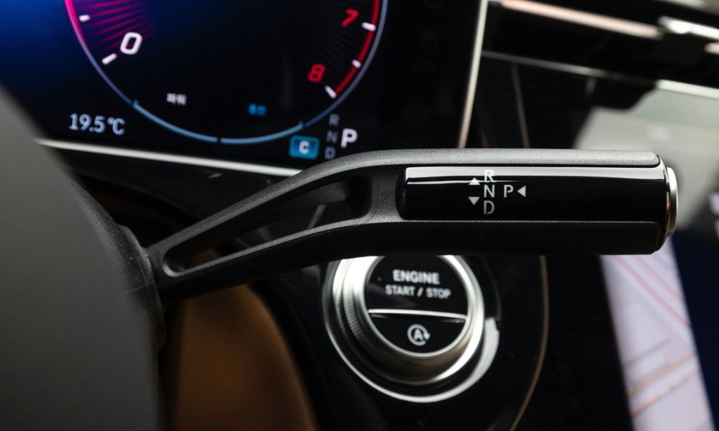 Mercedes-Benz E-Class E450 4MATIC Exclusive, 2025