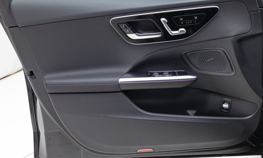 Mercedes-Benz C-Class C200 Avantgarde, 2025