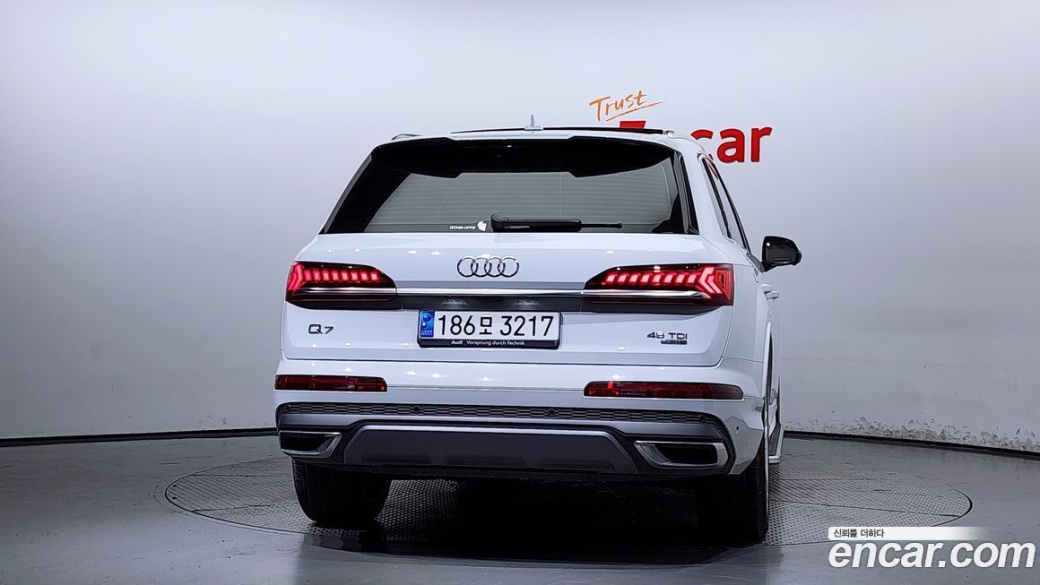 Audi Q7 45 TDI Quattro Premium, 2023