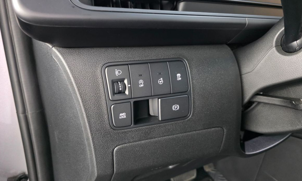 Hyundai Staria 4WD Tourer 9-Seater, 2023
