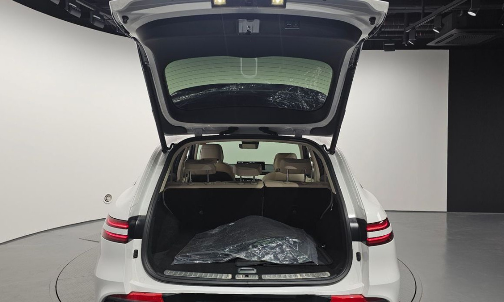 Genesis GV70 2.5T Gasoline AWD, 2024