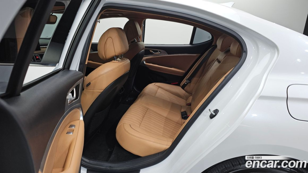 Genesis G70 Gasoline 2.0T 4WD, 2021