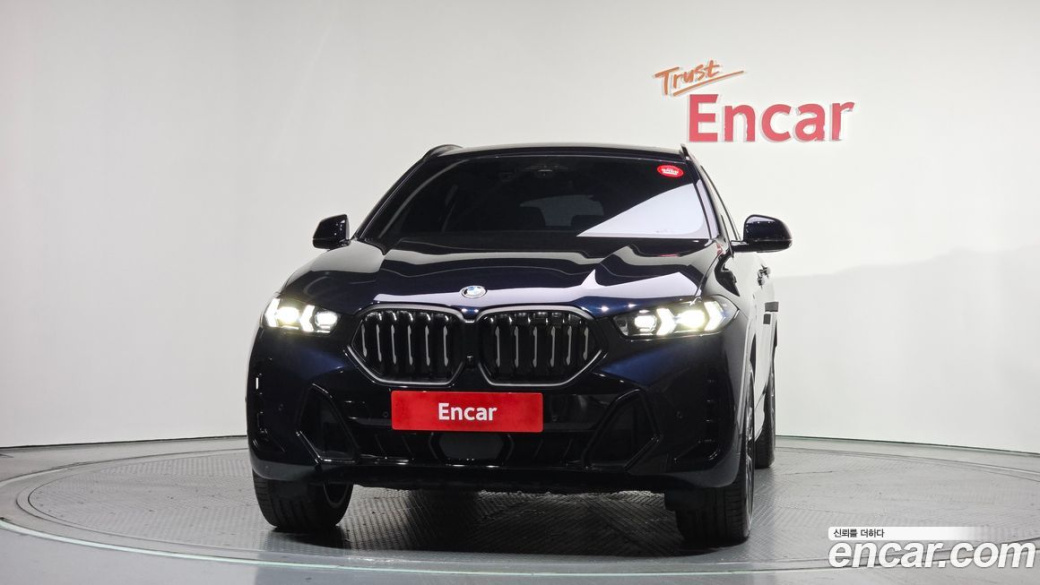 BMW X6 xDrive40i M Sport, 2024