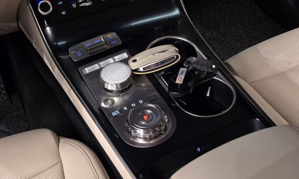 Genesis GV70 2.5T Gasoline 2WD, 2025