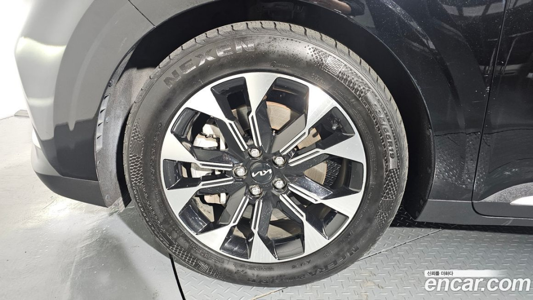 Kia Carnival 7-Seater Noblesse, 2023