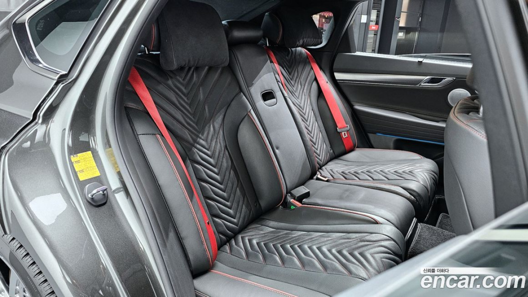 Genesis G80 Gasoline 2.5 Turbo AWD, 2025
