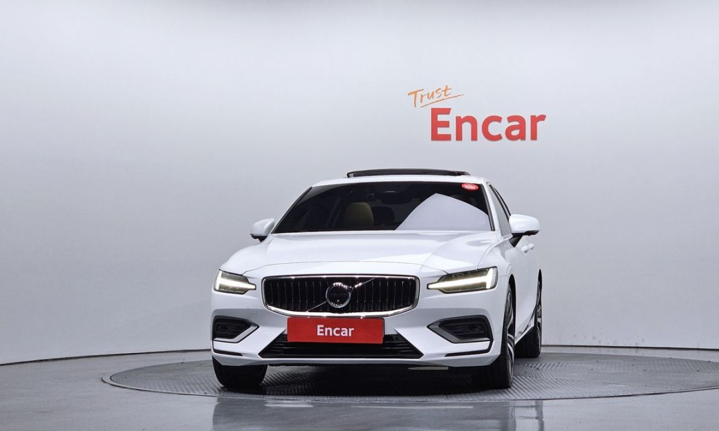 Volvo S60 B5 Ultimate Bright, 2024