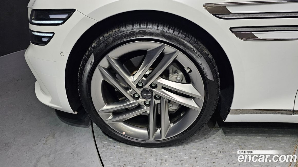 Genesis G80 Gasoline 2.5 Turbo AWD, 2025