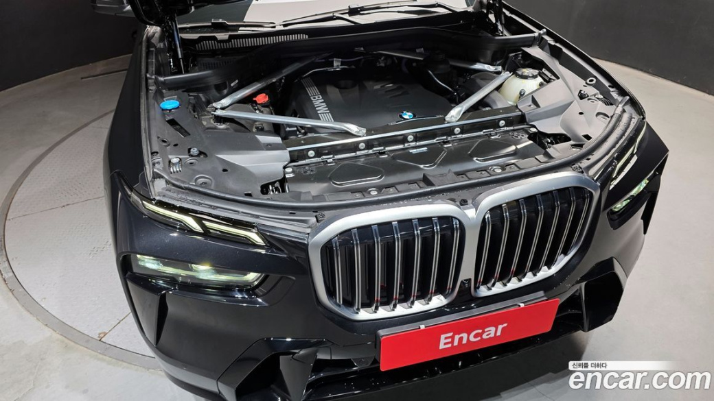 BMW X7 xDrive 40i M Sport 6STR, 2025