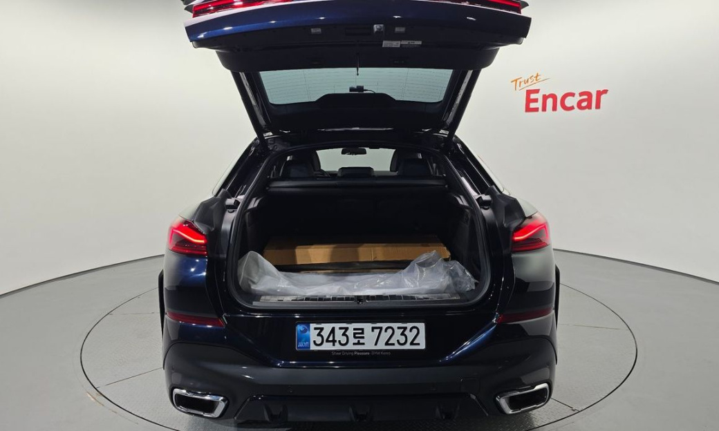 BMW X6 xDrive40i M Sport, 2025