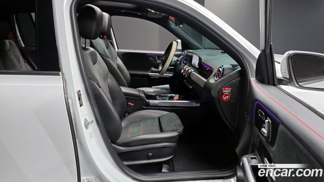 Mercedes-Benz GLB-Class AMG GLB35 4MATIC, 2021