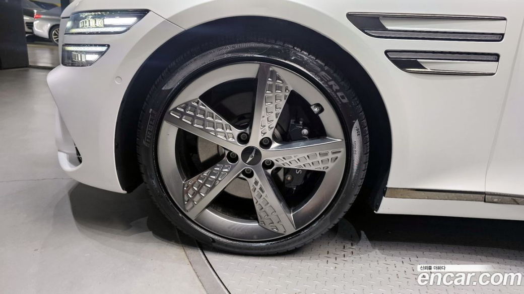 Genesis G80 Gasoline 2.5 Turbo AWD, 2025